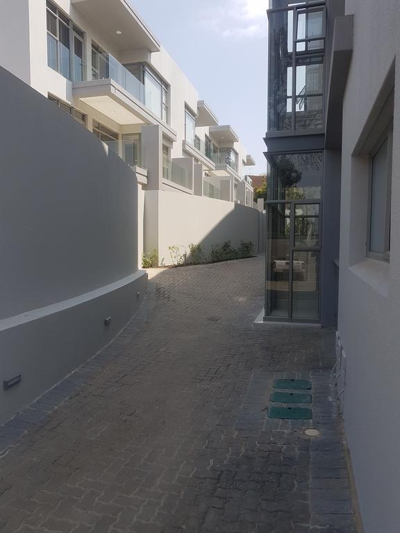 יוהנסבורג Daisy Place מראה חיצוני תמונה